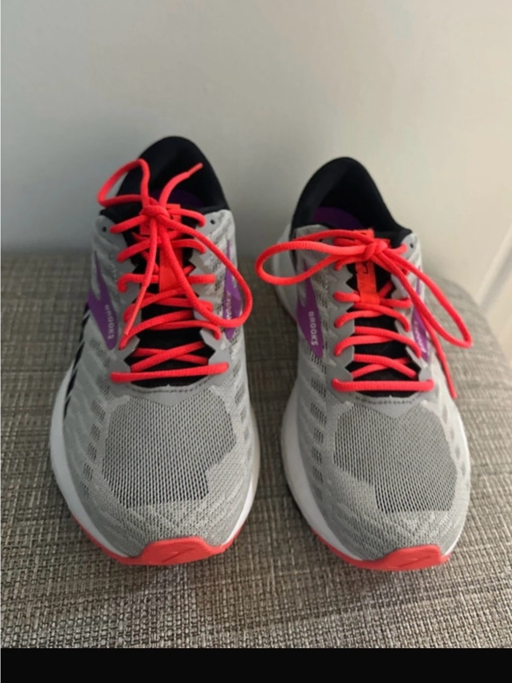 Brooks Women's Grey Running Sneakers with Pink Accents